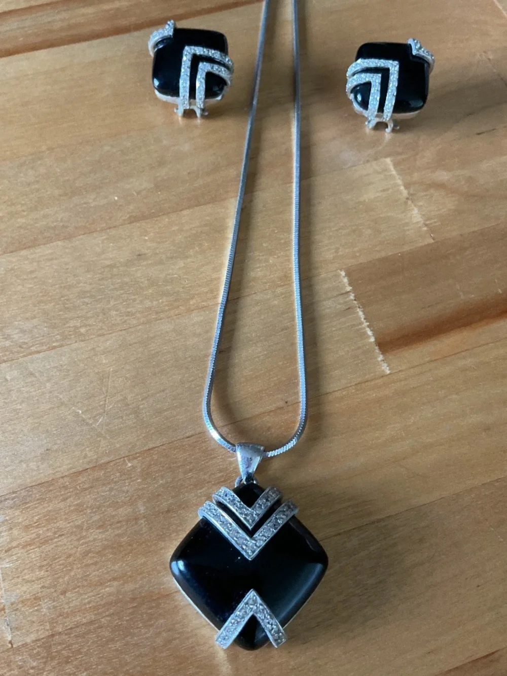 NWOT Italy BVLGARI DESIGN 925 Sterling Silver BLack Onyx Necklace/Earrings Set